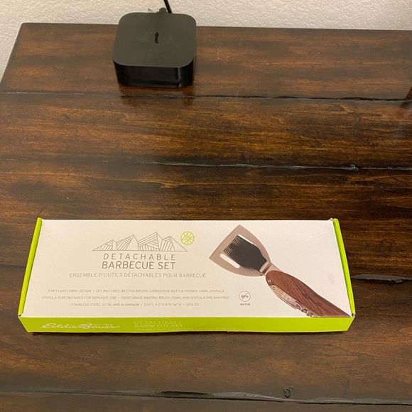Eddie Bauer detachable barbecue set - Picture 4 of 10